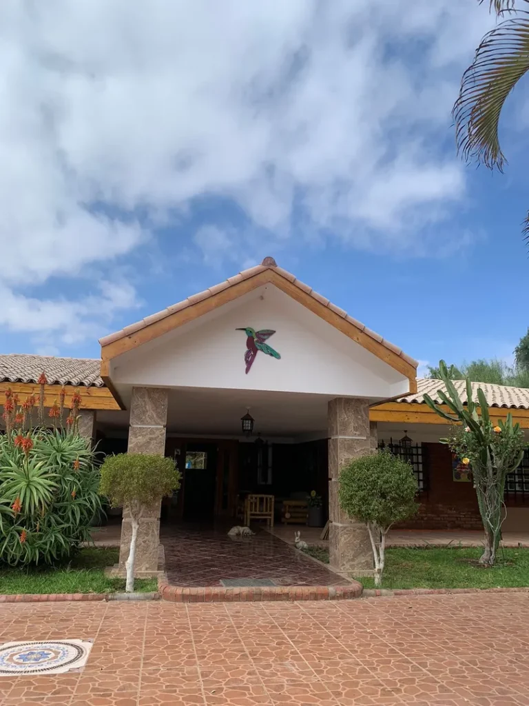 Venta excelente parcela de agrado de 5.745,75 mts2 ubicada en el Valle de Azapa km. 2 la cual presenta 3 construcciones